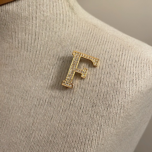 Anne Klein Gold-tone Rhinestone “F” Inital Pin - Picture 13 of 15